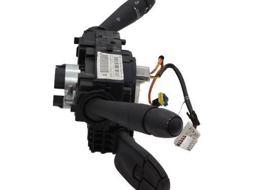 Steering column stalk PEUGEOT 2008 I (CU_) 1.2 THP 110 / PureTech 110 | BP32218973I23