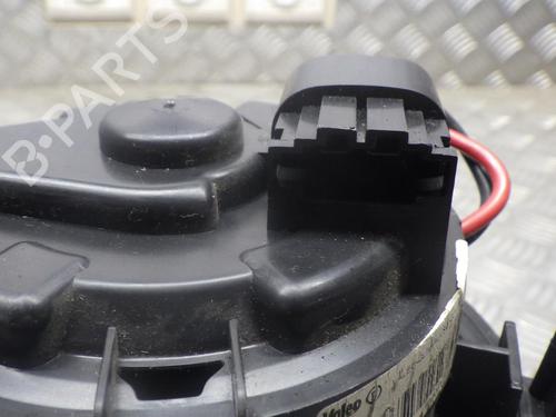 Heater blower motor PEUGEOT 208 I (CA_, CC_) 1.6 HDi | BP24250278M62