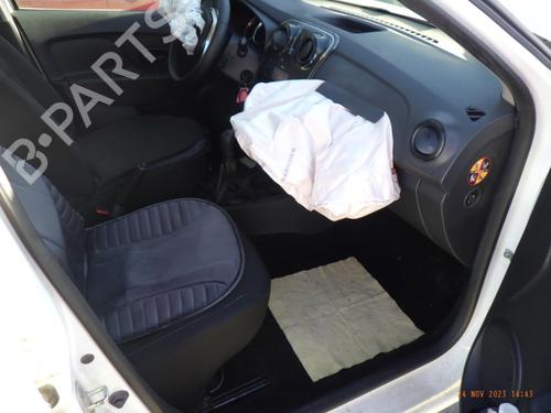 Encosto de cabeça DACIA SANDERO II 1.0 SCe 75 (B8JC, B8JD, B8NC) | BP32098975I31 