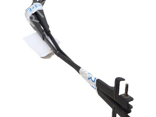 Used Front windshield wiper arm Front windshield wiper arm 38306464 38306464