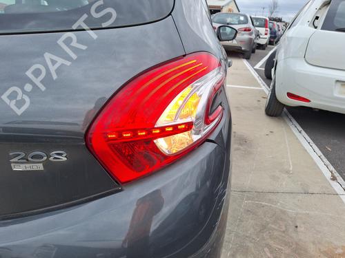 right-taillight-peugeot-208-i-ca_-cc_-2012-2013-2014-2015-2016-2017-2018-2019-2020-2021-31712870 main image