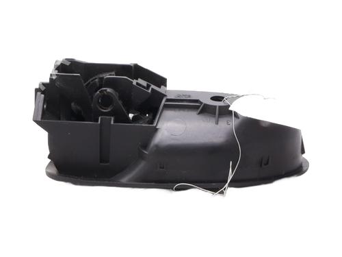 Used Front left interior door handle Front left interior door handle TOYOTA YARIS (_P9_) 1.4 D-4D (NLP90_, NLP90R) (90 hp) 34221647 34221647
