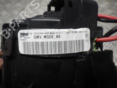 Used Heater blower motor Heater blower motor CITROËN C3 III Van (SX_, SY_) BlueHDi 100 (102 hp) 25033239 25033239