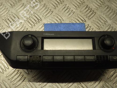 Used Climate control VW POLO (9N_, 9A_) 1.4 16V (75 hp) 24250337