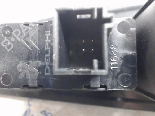 Used Right rear window switch Right rear window switch PEUGEOT 308 I (4A_, 4C_) 1.6 HDi (109 hp) 24252266 24252266