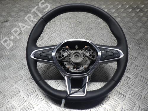 Used Steering wheel RENAULT CLIO V (B7_) 1.5 Blue dCi 85 (B7AG) (86 hp) 24250611