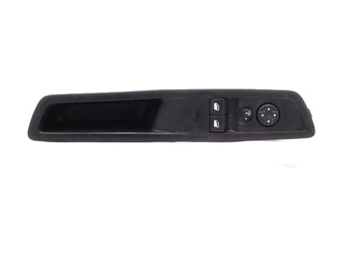 venstre-foran-elrute-bryter-opel-vivaro-c-van-k0-2019-37739959 main image