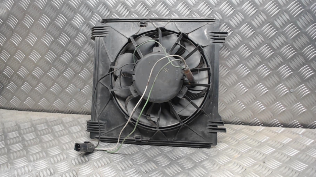 Radiator fan – Porsche 911 (996) 3.4 Carrera (1997-2001)