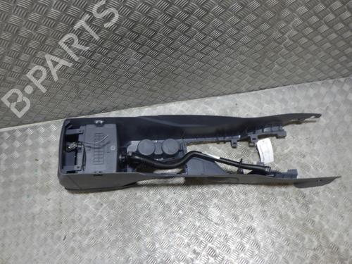 armrest-center-console-ford-ranger-tke-2011-28023753 main image