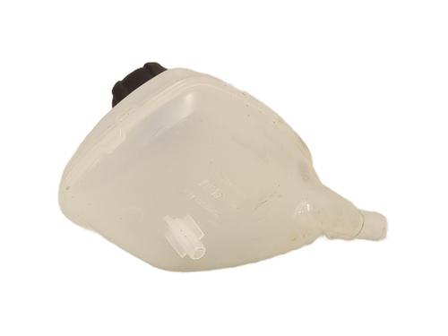 expansion-tank-renault-megane-e-tech-suv-2021-27211968 main image