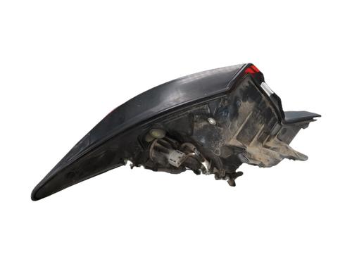 right-taillight-toyota-corolla-hatchback-_e21_-_ea1_-_eh1_-2018-37747497 main image