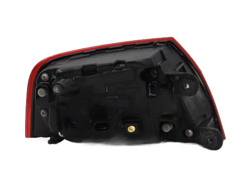 Used Right taillight Right taillight AUDI A8 D4 (4H2, 4H8, 4HC, 4HL) 3.0 TDI quattro (258 hp) 32993408 32993408