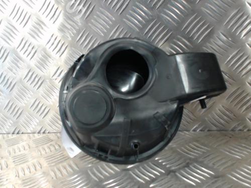 Fuel flap PEUGEOT 208 I (CA_, CC_) 1.2 PureTech 82 | BP24255814C131