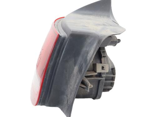 left-taillight-citroen-c4-cactus-2014-36944117 main image
