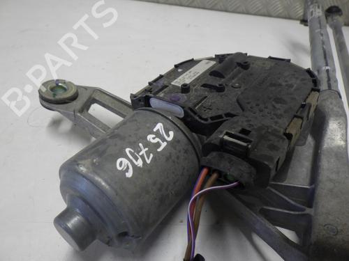 Used Front wiper motor AUDI A4 B9 Avant (8W5, 8WD) 2.0 TDI (150 hp) 24257379