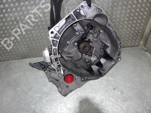 Used Gearbox Gearbox DACIA SANDERO II TCe 90 (B8M1, B8MA, B8AC) (90 hp) 24256656 24256656