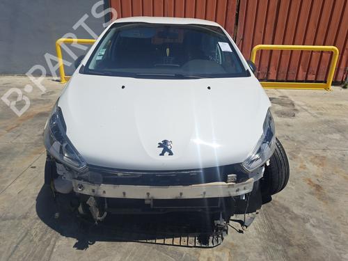Right front door PEUGEOT 208 I (CA_, CC_) 1.2 VTI 82 | BP32270816C3