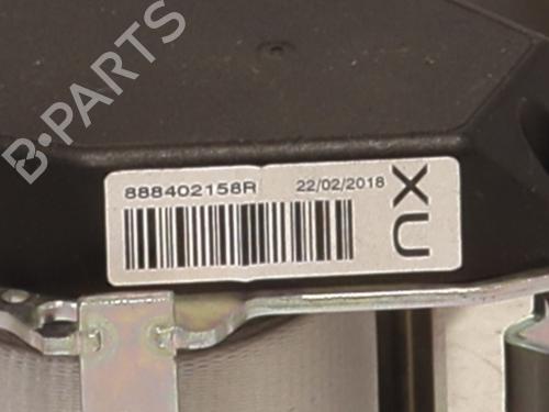 rear-right-seatbelt-renault-zoe-bfm_-2012-24256640 main image