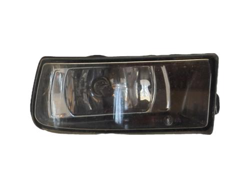 Used Right front fog light Right front fog light 39034667 39034667