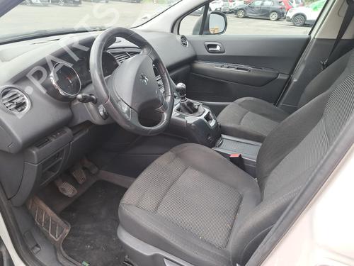 Right front seat PEUGEOT 5008 (0U_, 0E_) 1.6 HDi | BP31612424C16 