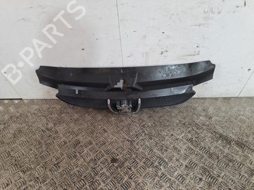 Used Grille PEUGEOT 406 (8B) 2.0 HDI 110 (109 hp) 32025280