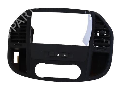 air-vent-mercedes-benz-vito-van-w447-2014-38723840 main image