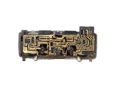 Kabinelys Kabinelys RENAULT ESPACE IV (JK0/1_) 2.0 dCi (JK01, JK02, JK1J, JK1K, JK1H) (150 hp) 34628227 34628227
