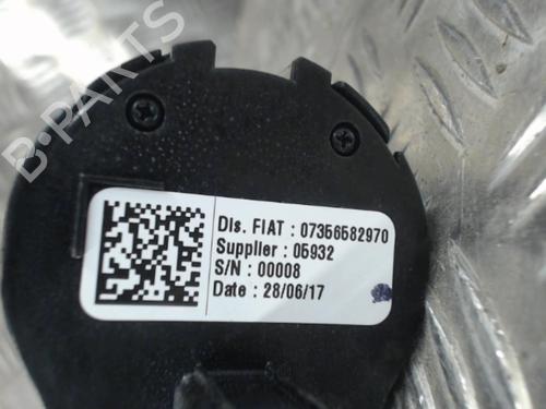 Used Switch Switch FIAT 500X (334_) 1.6 D Multijet (334AXA1B, 334AXA11) (120 hp) 24261477 24261477