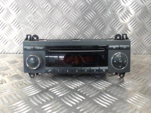 Used Radio Radio MERCEDES-BENZ A-CLASS (W169) A 200 CDI (169.008, 169.308) (140 hp) 24258494 24258494