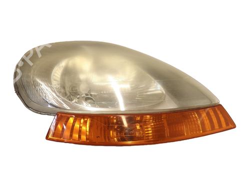 Used Right headlight RENAULT TRAFIC II Van (FL) 1.9 dCi 100 (FL0C) (101 hp) 26743251