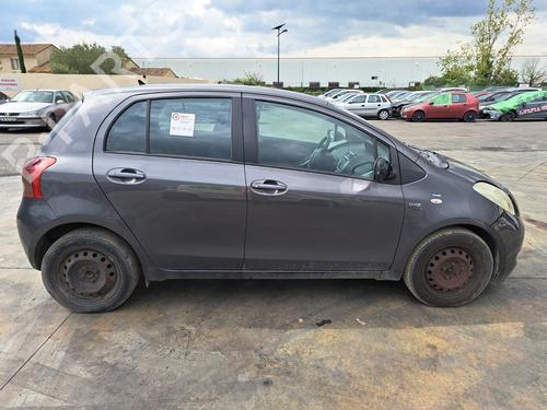 Retrovisor esquerdo TOYOTA YARIS (_P9_) 1.4 D-4D (NLP90_, NLP90R) | BP30936195C26