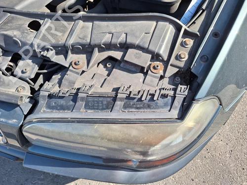 Left headlight BMW X3 (E83) 3.0 d | BP28045412C28 - Image 2
