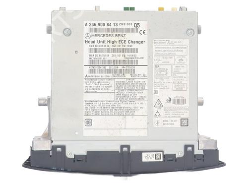 Used Radio Radio MERCEDES-BENZ A-CLASS (W176) A 45 AMG 4-matic (176.052) (360 hp) 30597257 30597257