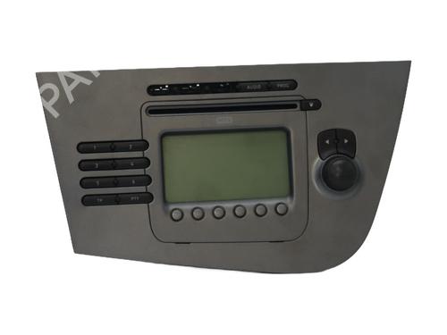 Bilradio SEAT LEON (1P1) 1.9 TDI (105 hp) 31114128