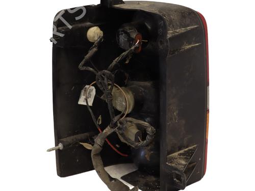 Used Right taillight Right taillight JEEP GRAND CHEROKEE II (WJ, WG) 4.0 4x4 (190 hp) 27883321 27883321