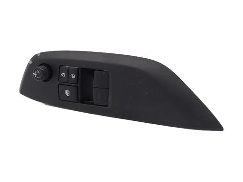 Used Left front window switch TOYOTA YARIS (_P21_, _PA1_, _PH1_) 1.5 Hybrid (MXPH10, MXPH11) (116 hp) 29457754