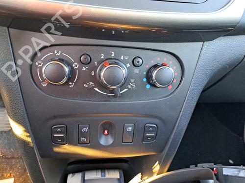 Display DACIA SANDERO II TCe 90 (B8M1, B8MA, B8AC) | BP24434895C48 - Image 23
