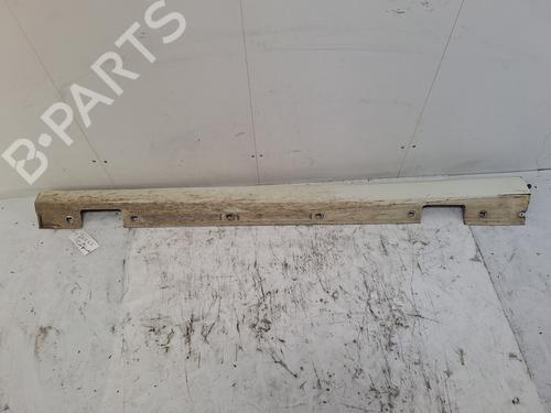 Used Left sideskirt MERCEDES-BENZ A-CLASS (W176) A 180 (176.042) (122 hp) 30259588