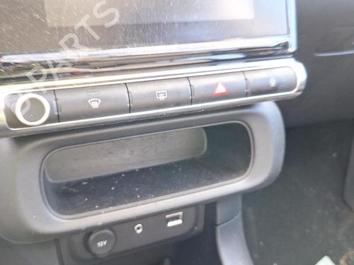 Left front window switch CITROËN C3 III (SX) 1.2 VTi 82 | BP38424124I27 - Image 10