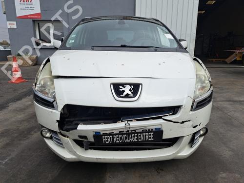 Right front seat PEUGEOT 5008 (0U_, 0E_) 1.6 HDi | BP31612424C16 