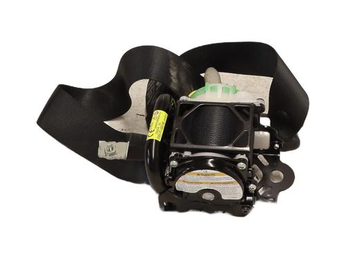 front-right-seatbelt-suzuki-vitara-ly-2015-26027115 main image