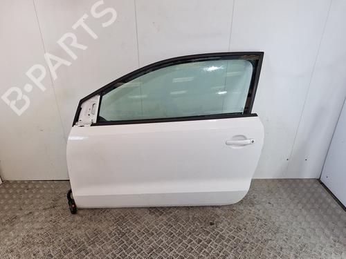 Used Left front door VW POLO V (6R1, 6C1) 1.6 TDI (90 hp) 32140592