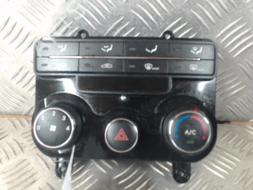 Climate control HYUNDAI i30 (FD) 1.6 CRDi | BP24258376I5 