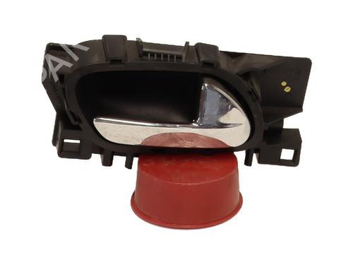 Maniglia interna anteriore destra PEUGEOT 207 (WA_, WC_) 1.4 16V (95 hp) 27523008