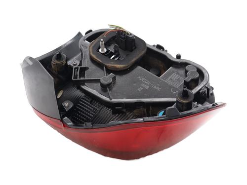 Right taillight CITROËN C3 III (SX) 1.2 PureTech 82 | BP32521070C35