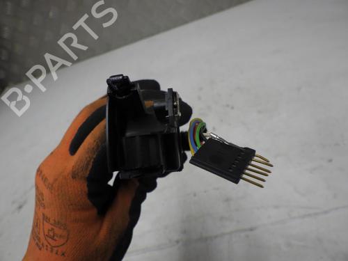 Used Switch Switch VW TRANSPORTER T5 Van (7HA, 7HH, 7EA, 7EH) 2.0 TDI (140 hp) 24254471 24254471