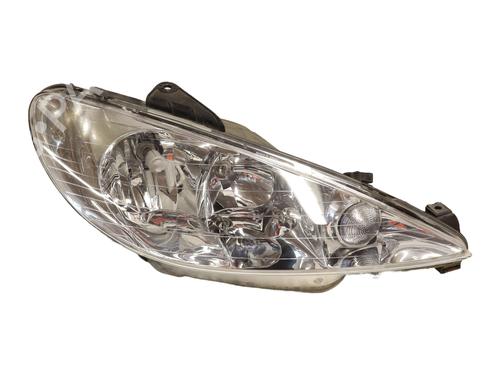 Used Right headlight PEUGEOT 206 Hatchback (2A/C) 1.4 HDi eco 70 (68 hp) 24256813