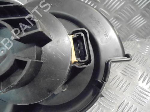 Used Heater blower motor Heater blower motor OPEL ZAFIRA A MPV (T98) 2.2 DTI 16V (F75) (117 hp) 24258908 24258908