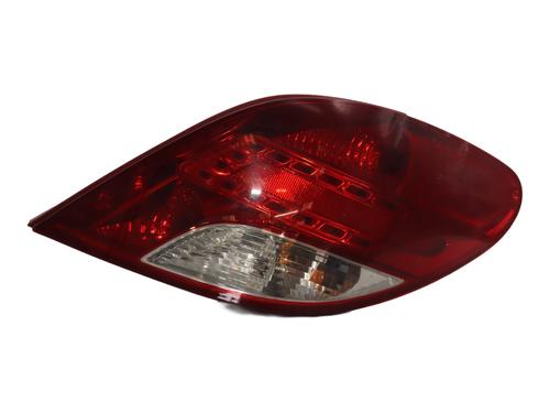 right-taillight-peugeot-207-wa_-wc_-2006-2007-2008-2009-2010-2011-2012-2013-2014-2015-32025308 main image