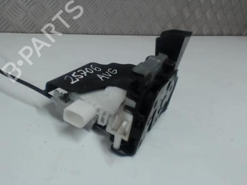 front-left-lock-audi-a4-b9-avant-8w5-8wd-2015-24260360 main image